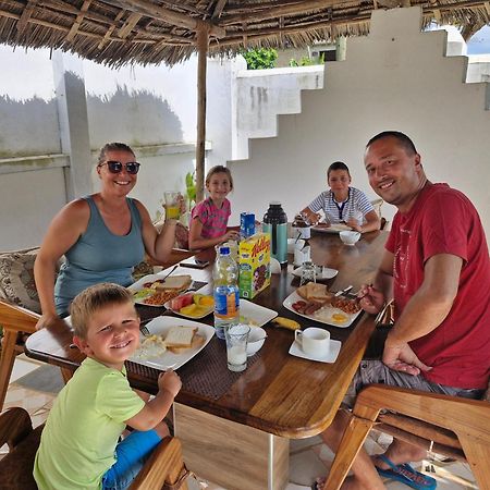64 Zenj House Luxury Airport B&B Mbweni Dış mekan fotoğraf
