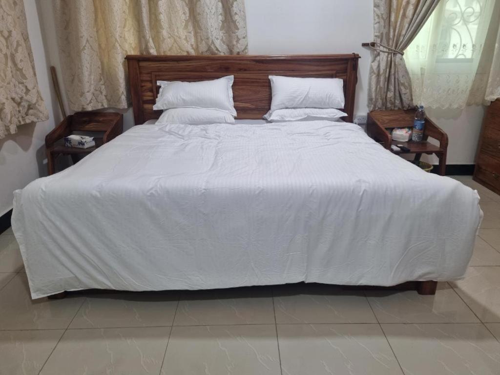 64 Zenj House Luxury Airport B&B Mbweni Dış mekan fotoğraf