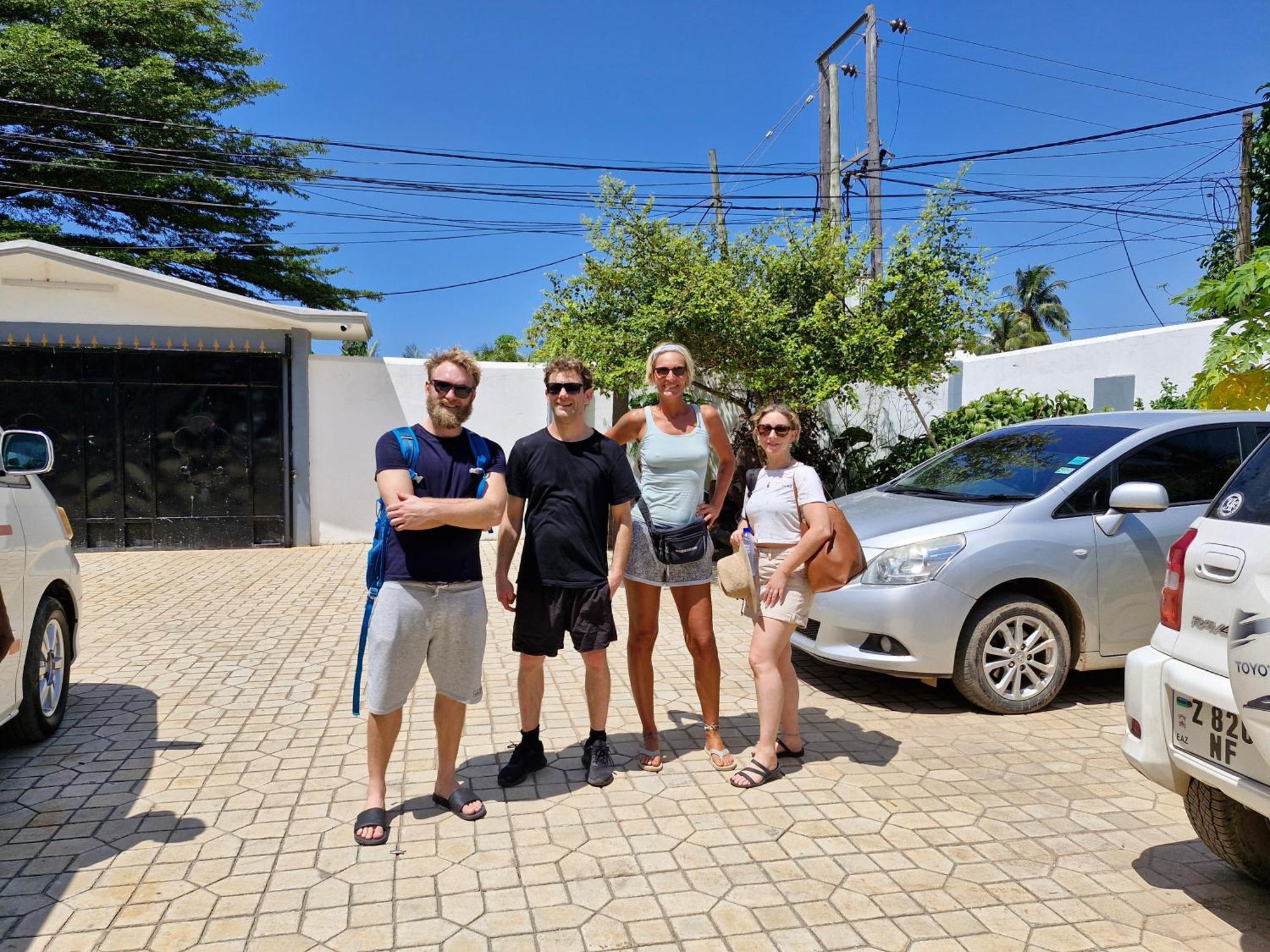 64 Zenj House Luxury Airport B&B Mbweni Dış mekan fotoğraf