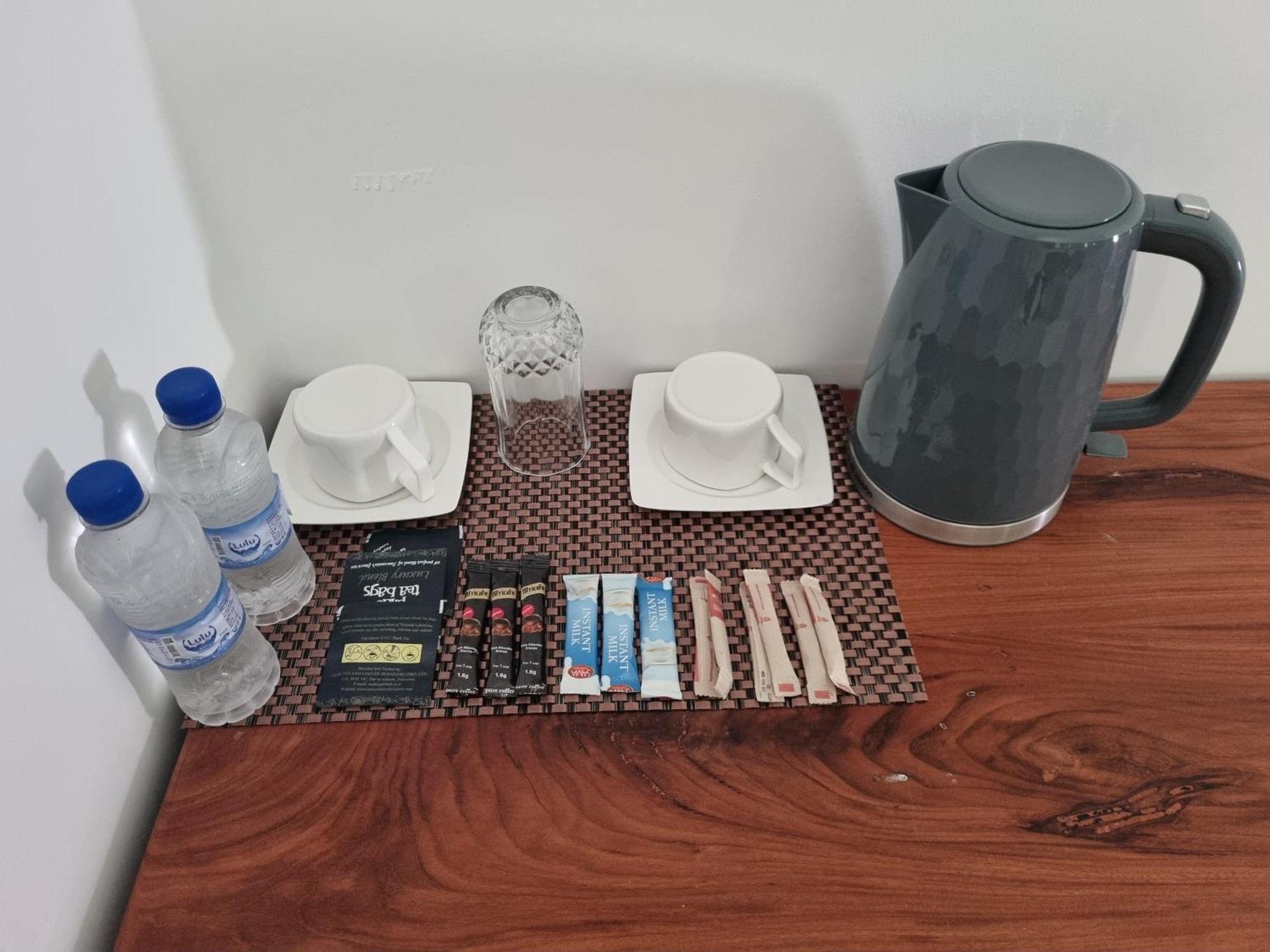 64 Zenj House Luxury Airport B&B Mbweni Dış mekan fotoğraf