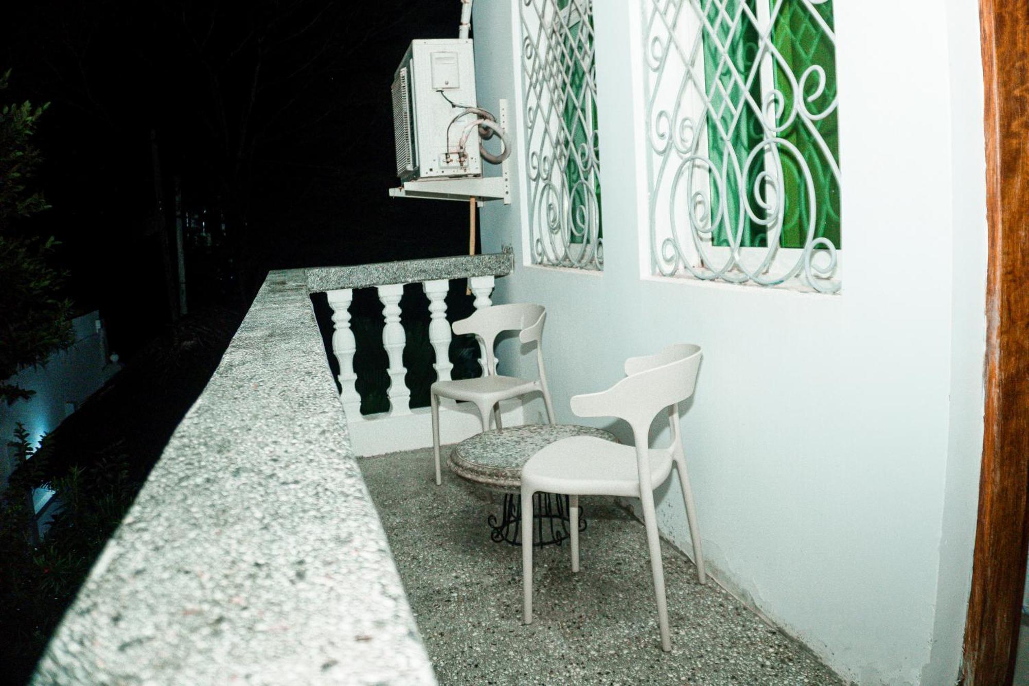 64 Zenj House Luxury Airport B&B Mbweni Dış mekan fotoğraf