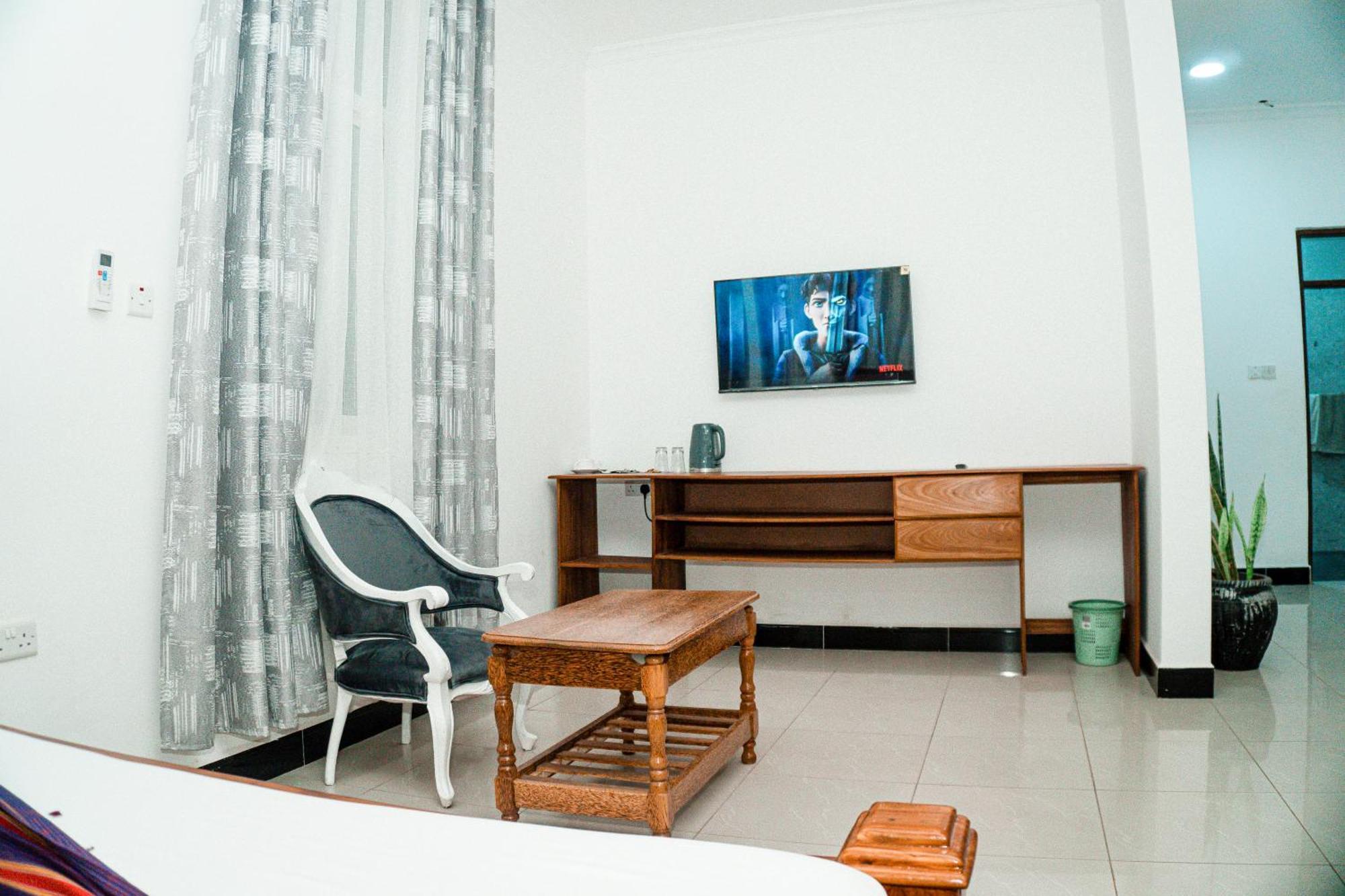64 Zenj House Luxury Airport B&B Mbweni Dış mekan fotoğraf